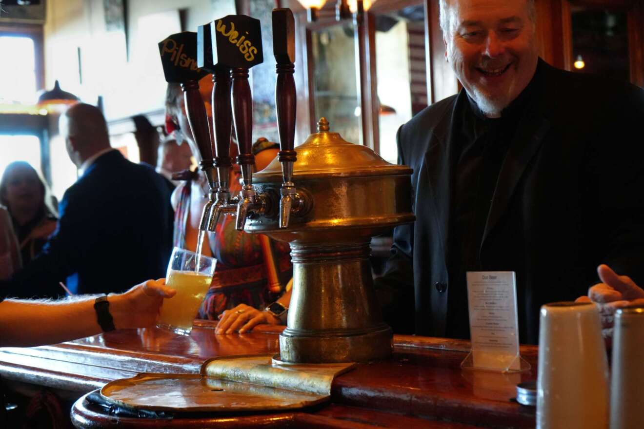 Bar photo 3